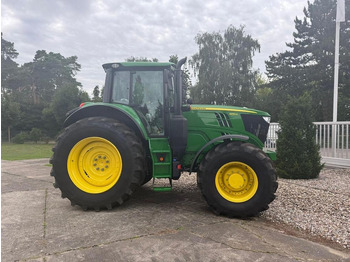 Traktorius JOHN DEERE 6195M