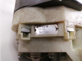 Universali dalis - Sunkvežimis Volvo Handbrake control lever 20367533: foto 5 Universali dalis - Sunkvežimis Volvo Handbrake control lever 20367533: foto 5