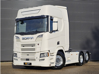 Vilkikas SCANIA R 580