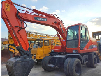 Ratinis ekskavatorius DOOSAN DH150W-7