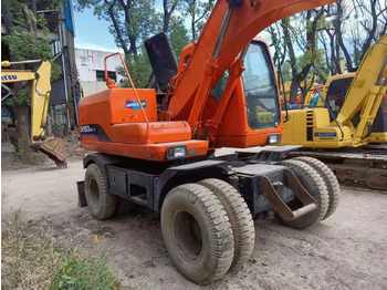 Ratinis ekskavatorius DOOSAN DH150W