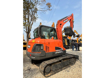 Vikšrinis ekskavatorius DOOSAN DX60-9C