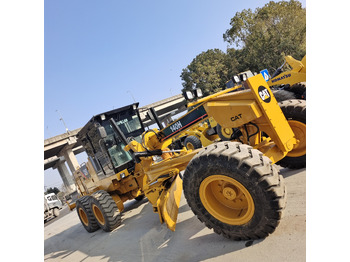 Greideris CATERPILLAR 140H