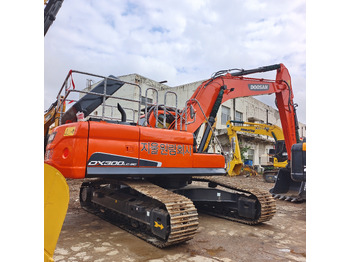 Vikšrinis ekskavatorius DOOSAN DX300LC-9C