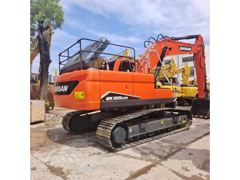 Vikšrinis ekskavatorius DOOSAN DX225LCA