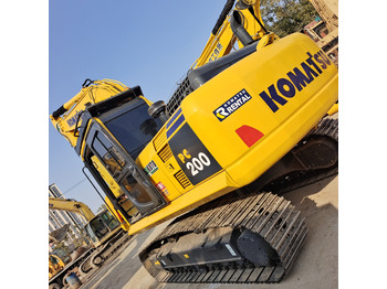 Vikšrinis ekskavatorius KOMATSU PC200-8