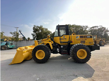 Ratinis krautuvas KOMATSU WA380-3