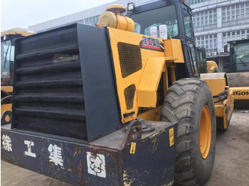 Asfalto volus XCMG XS263J