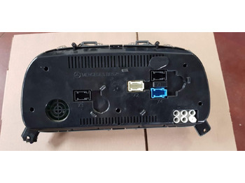 Prietaisų skydas MERCEDES-BENZ Atego