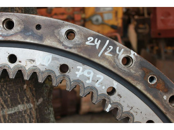 Pasukimo žiedas - Statybinė technika Case 788 LC: foto 2