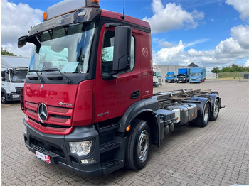 Nuožulnaus pakėlimo ant platformos sunkvežimis MERCEDES-BENZ Antos 2543