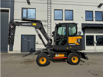 Ratinis ekskavatorius VOLVO EW60E
