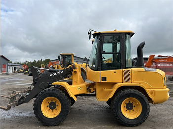 Ratinis krautuvas VOLVO L30G