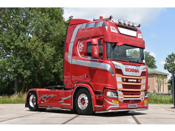 Vilkikas SCANIA R 650