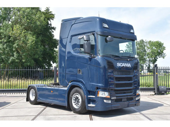 Vilkikas SCANIA S 450