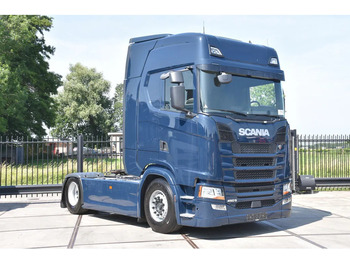 Vilkikas SCANIA S 450