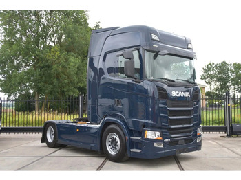Vilkikas SCANIA S 450
