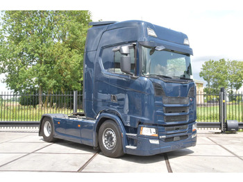 Vilkikas SCANIA S 450