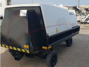 Orlaivio GPU HOUCHIN 690 C90: foto 2 Orlaivio GPU HOUCHIN 690 C90: foto 2