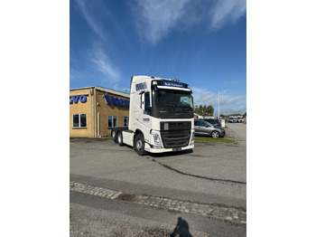 Vilkikas VOLVO FH 500