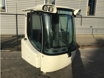 Kabina ir interjeras LIEBHERR