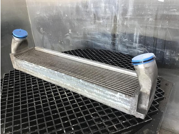 Tarpinis aušintuvas LIEBHERR