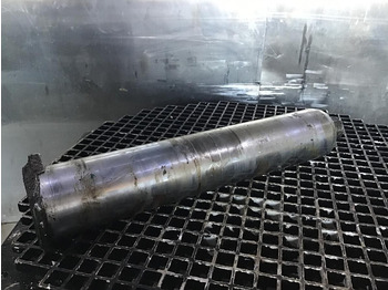 Variklis ir dalys LIEBHERR