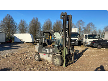 Dyzelinis krautuvas NISSAN