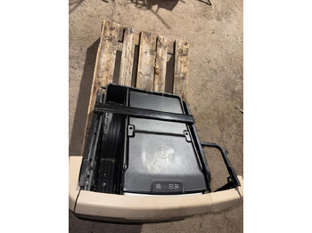 Kabina ir interjeras - Sunkvežimis MAN TGX Kühlbox / Kühlschrank 81.63910-6163: foto 3