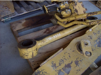 Kėbulas ir išorė CATERPILLAR