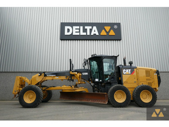 Greideris CATERPILLAR 120