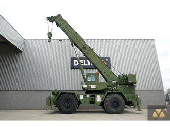 Šiurkštaus reljefo kranas GROVE