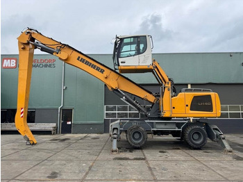 Ekskavatorius su ilga strėle LIEBHERR LH 40 M