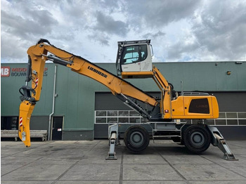 Ekskavatorius su ilga strėle LIEBHERR