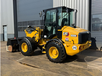 Ratinis krautuvas CATERPILLAR 908M
