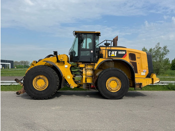 Ratinis krautuvas CATERPILLAR 980M