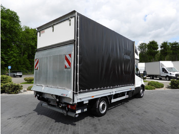Tentinis mikroautobusas IVECO DAILY 35S18 TARPAULIN LIFT 8 PALLETS WEBASTO CRUISE CONTROL AIR CONDITIONING  180HP: foto 3 Tentinis mikroautobusas IVECO DAILY 35S18 TARPAULIN LIFT 8 PALLETS WEBASTO CRUISE CONTROL AIR CONDITIONING  180HP: foto 3
