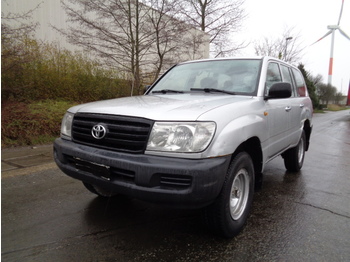 Lengvasis automobilis Toyota Land Cruiser 105D: foto 1