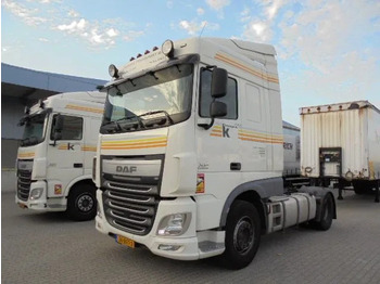 Vilkikas DAF XF 440