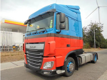 Vilkikas DAF XF 440