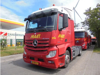 Vilkikas MERCEDES-BENZ Actros 1943