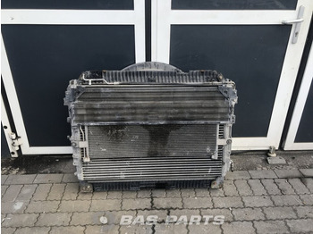 Radiatorius MERCEDES-BENZ Antos