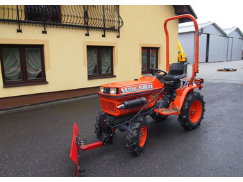 Traktorius Ciągnik Kubota B1550 1994 traktorek KUBOTA 4x4 19KM: foto 2