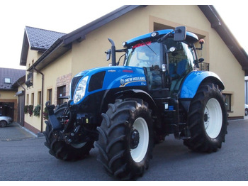 Traktorius NEW HOLLAND T7