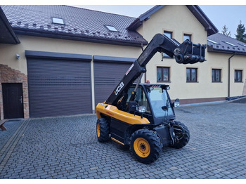 Teleskopinis krautuvas JCB
