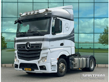 Vilkikas MERCEDES-BENZ Actros 1945