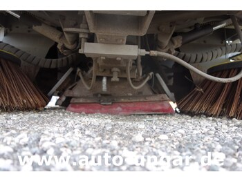 Gatvių šlavimo mašina Ravo C540 / 530 Kehrmaschine - Kärcher - Heckabsaugung - Motorschaden: foto 5