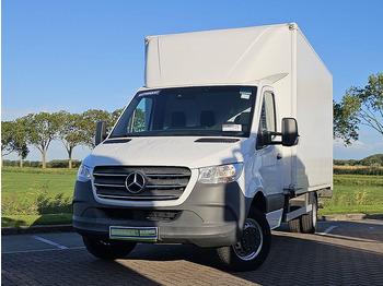 Furgonas su krovinių dėže MERCEDES-BENZ Sprinter 516