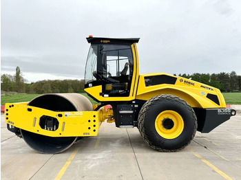 Volas BOMAG