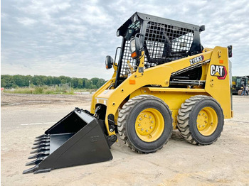 Mini krautuvas CATERPILLAR 216B3
